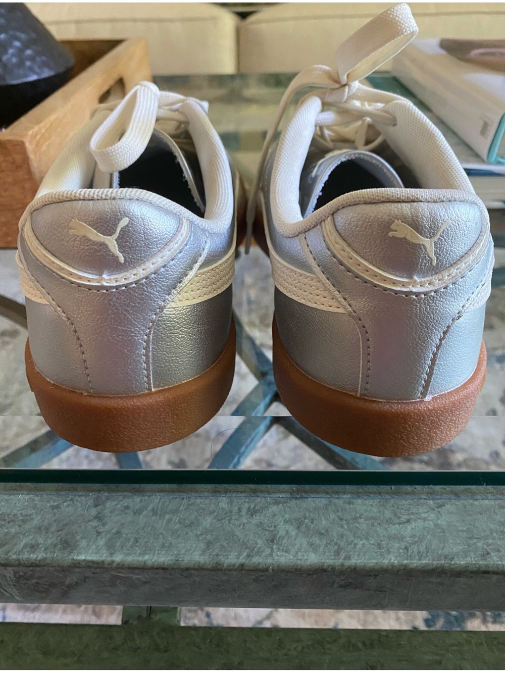 EUC PUMA CLUB II ERA SILVER METALLIC SNEAKERS SIZE 8 - Picture 5 of 9